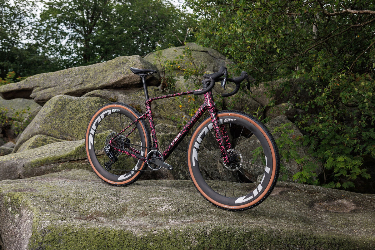 Cube Nuroad C:62 SLX pinkaction´n´black 2027 – Gravelbike – Seitenansicht 1