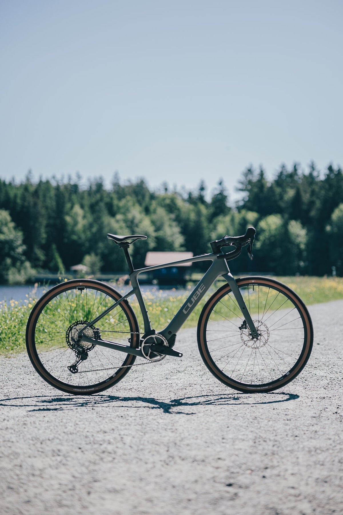 Cube Nuroad Hybrid C:62 Race 400X oldgrey´n´grey 2027 – E-Gravelbike – Seitenansicht 2