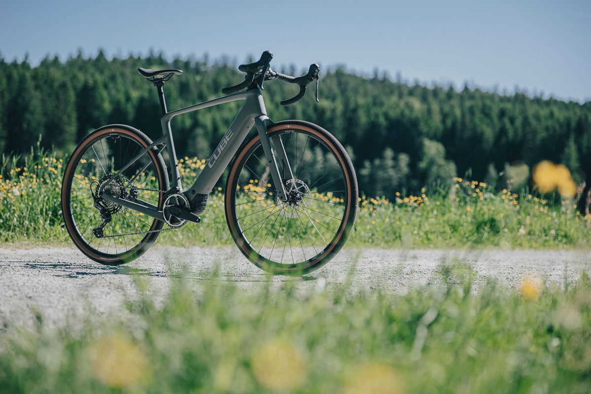 Cube Nuroad Hybrid C:62 Race 400X oldgrey´n´grey 2027 – E-Gravelbike – Seitenansicht 3