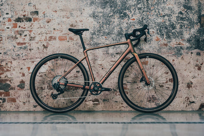 Cube Nuroad SLX autumn´n´black 2027 – Gravelbike – Seitenansicht 1