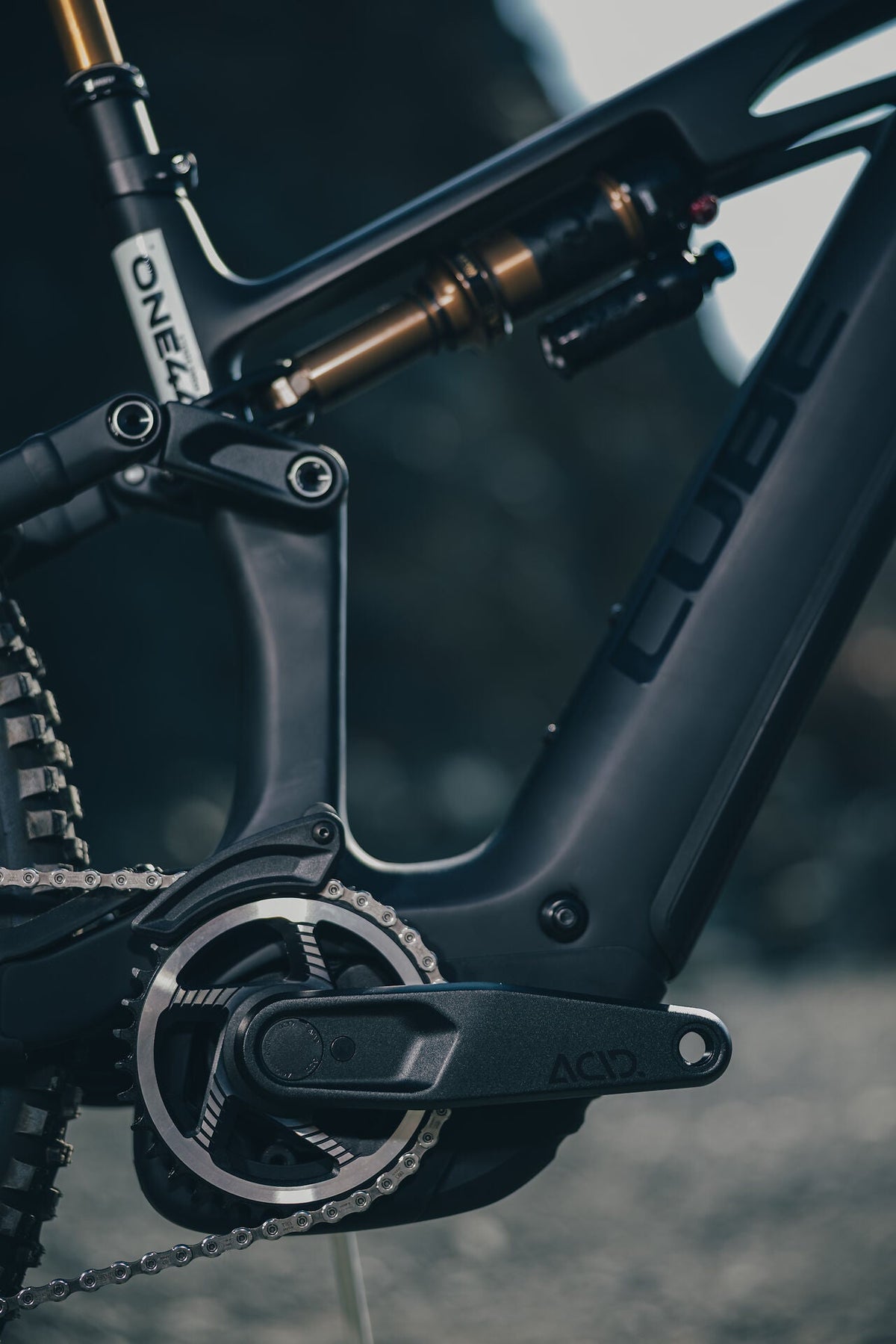 Cube Stereo Hybrid ONE44 HPC AT 800 carbon´n´white 2027 – E-Mountainbike Fully – Detailansicht 6