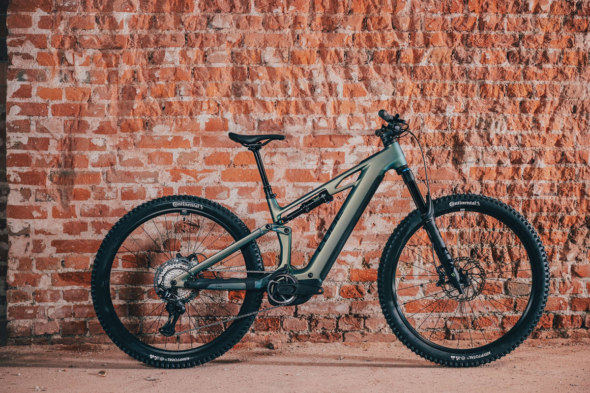 cube e bike fully mtb Stereo Hybrid ONE44 HPC SLX 800 jungali´n´black 2027 Bosch Performance Line CX Sport Größe:Groß 6 Laschen + Gummiband BikeFair | Pelikaan City
